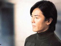 郑伊健背景,从香港偶像到影视界常青树，一路星光璀璨